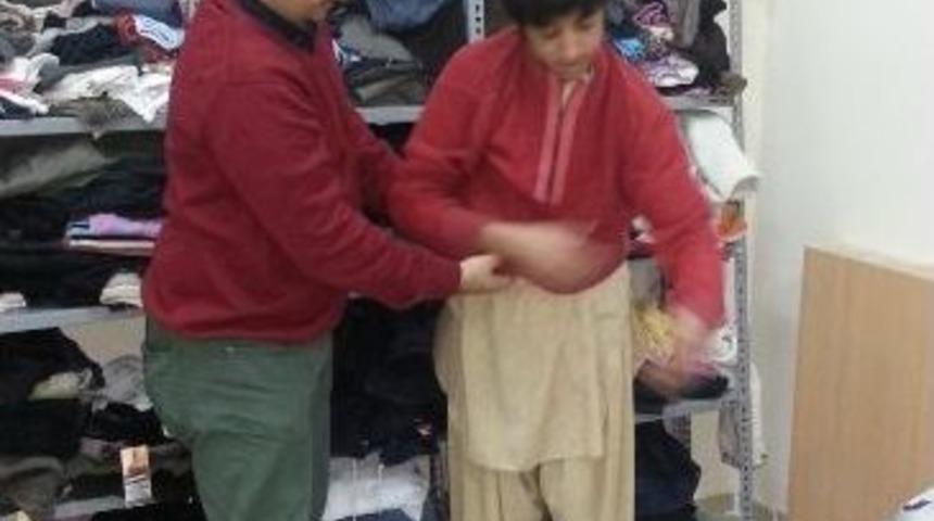 Polisten &ldquo;yabancı Kardeşlerim &Uuml;ş&uuml;mesin&rdquo; Projesi