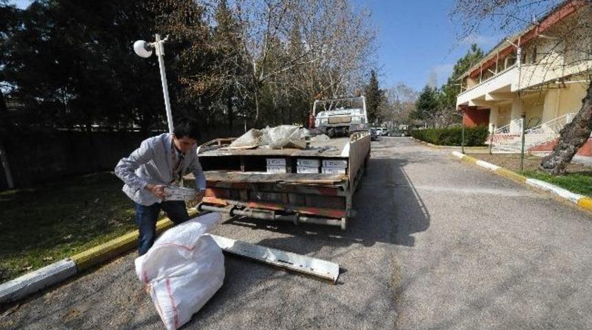 Uşak Polisi Ka&ccedil;ak&ccedil;ılara G&ouml;z A&ccedil;tırmıyor