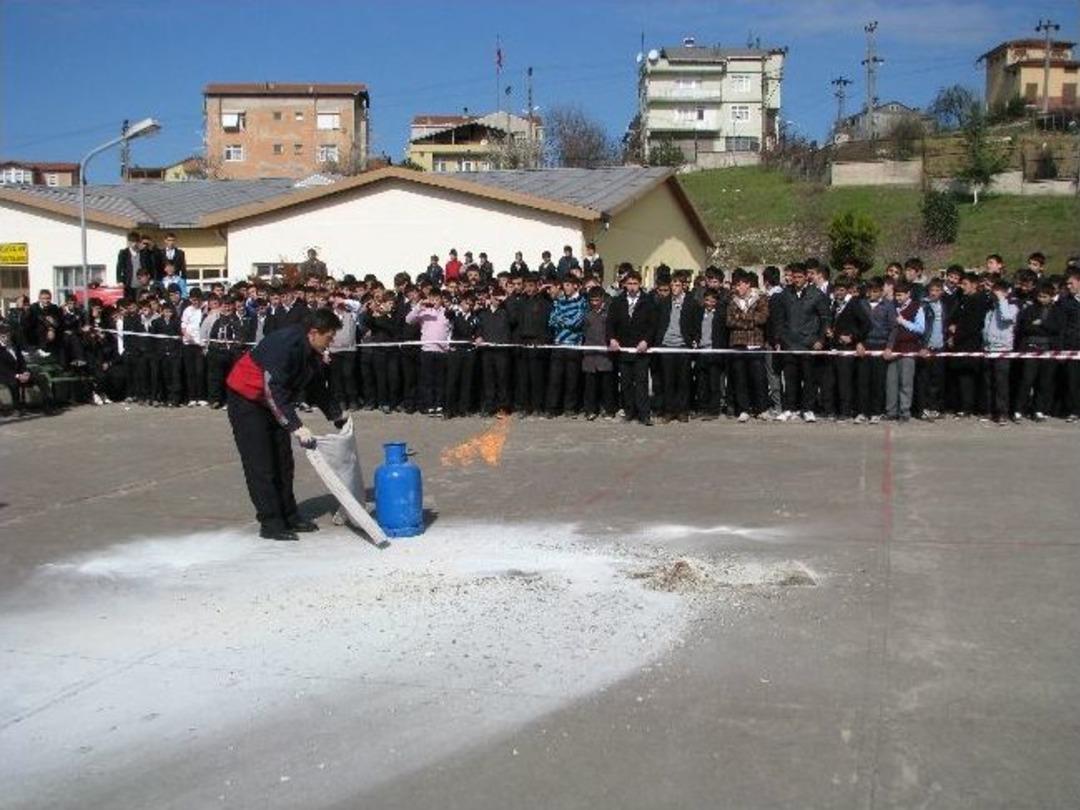 Alaplı Eml'de Yangın S&ouml;nd&uuml;rme Tatbikatı