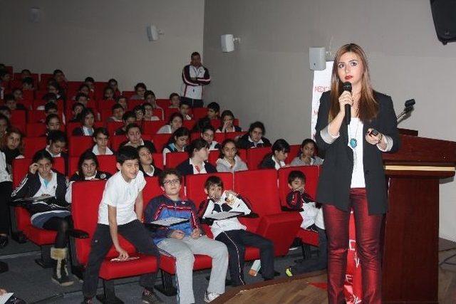 Medical Park’tan Bahçeşehir Koleji’ne Seminer