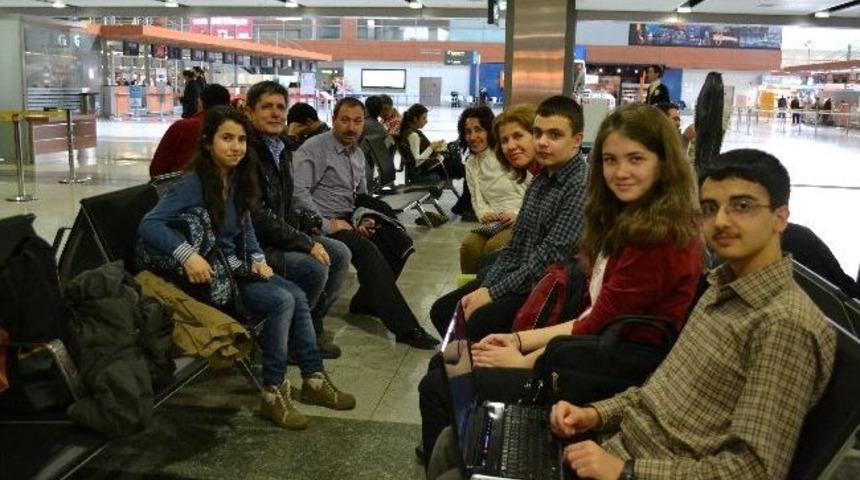 Manisa Anadolu Öğretmen Lisesi Romanya’dan Döndü