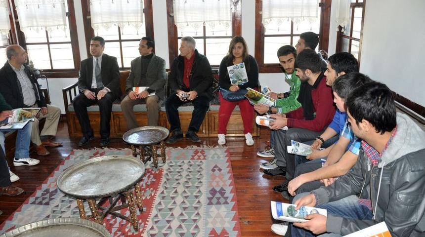 Mustafa Kemal &Uuml;niversitesi &Ouml;ğrencileri Kozan&rsquo;ı Gezdi