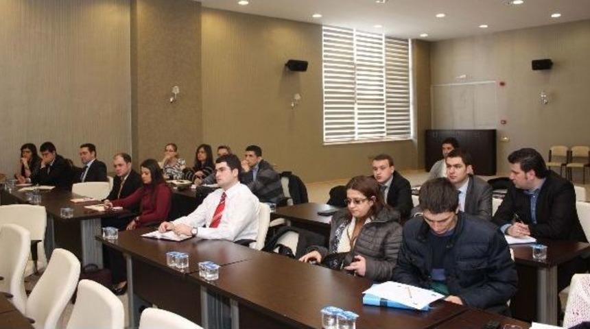 Eso&rsquo;nun Ab Projesi, Eğitimle Başladı