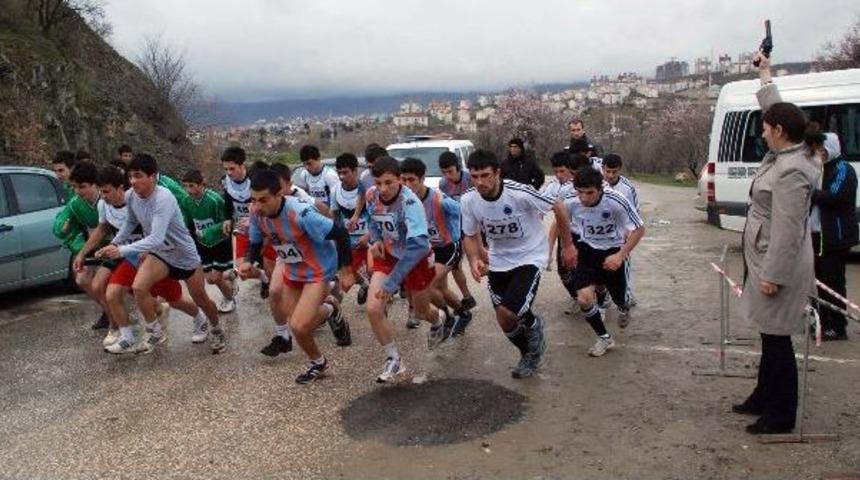 Tokat'ta Kros İl Birinciliği M&uuml;sabakaları Yapıldı