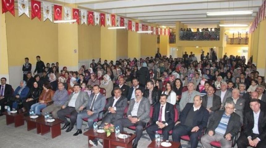 Honaz&rsquo;da &lsquo;kınalı Kuzular&rsquo;a B&uuml;y&uuml;k İlgi