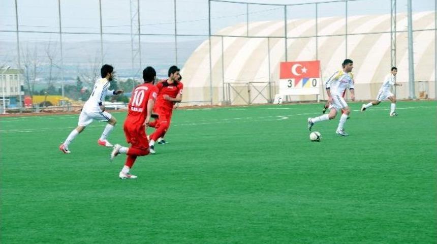 Karak&ouml;pr&uuml; Belediyespor'da Galibiyet Sevinci