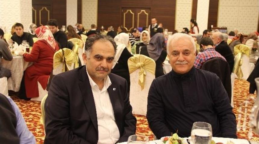 Nihat Hatipoğlu Ak&ccedil;akoca&rsquo;da Yoğun İlgiyle Karşılandı