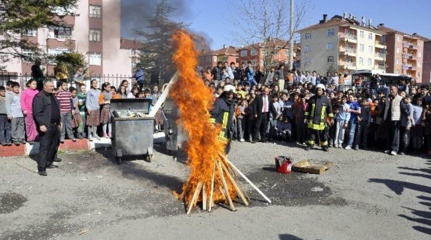 Akşehir İtfaiyesinden Tatbikat