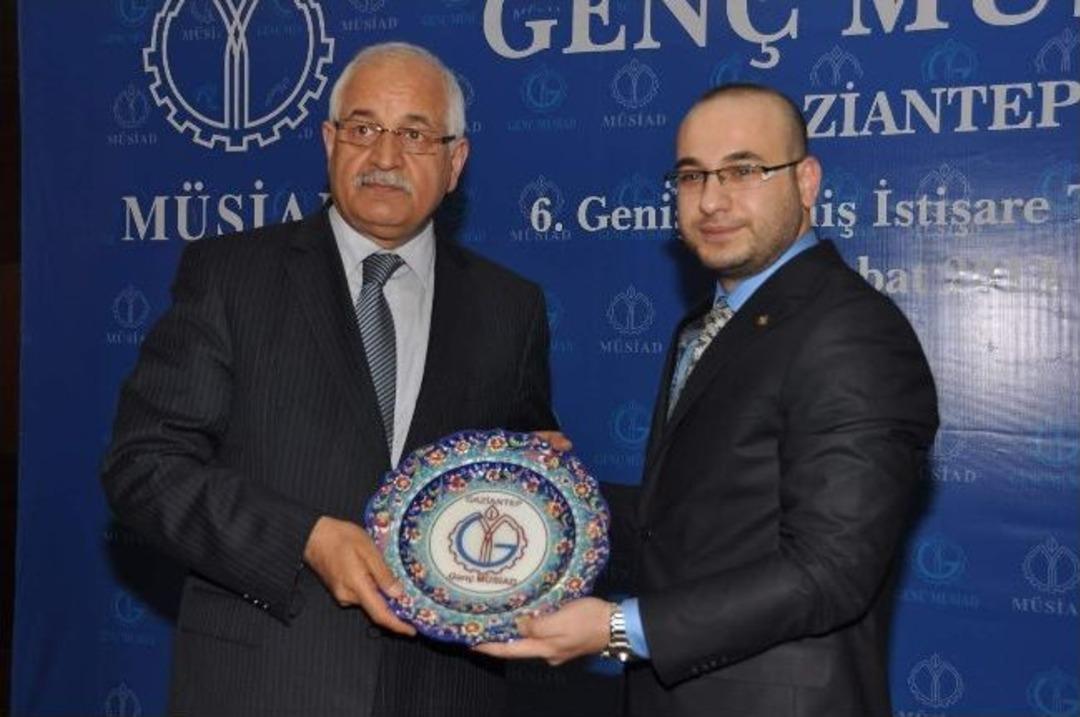 Milletvekili Mehmet Erdoğan Gen&ccedil; M&uuml;siad'ın İstişare Toplantısında Konuştu