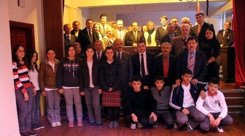 Atakum&rsquo;daki Okullara Temizlik Robotu Verildi