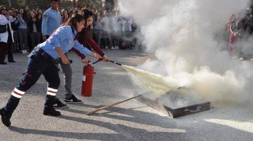 Lisede Yangın Tatbikatı