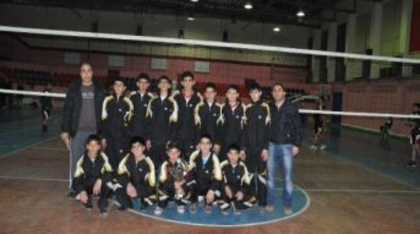 Solhan Yibo Voleybol Takımı T&uuml;rkiye Yarı Finali&rsquo;nde