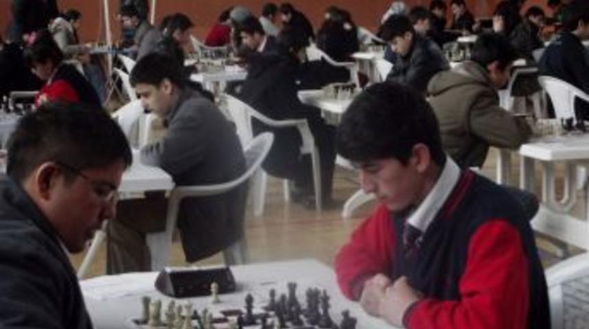 Yozgat&rsquo;ta Okullar Arası Satran&ccedil; Turnuvası Başladı