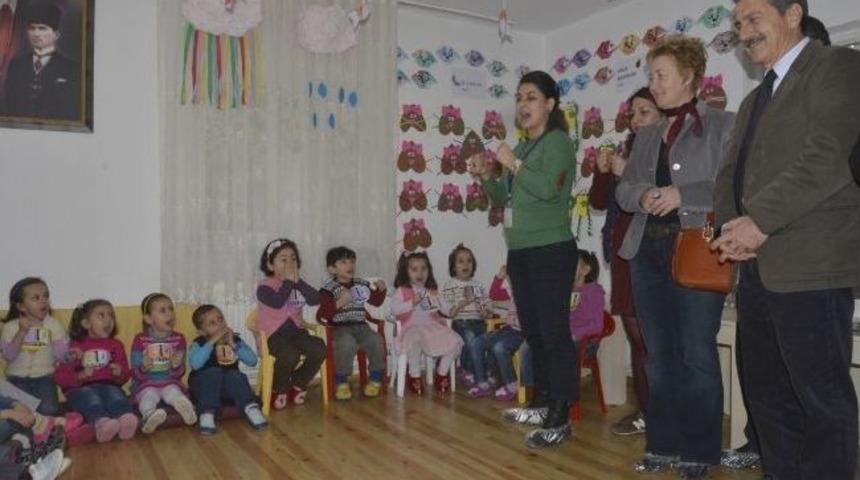 Esentepeli &Ccedil;ocuklar K&uuml;t&uuml;phaneye Kavuştu