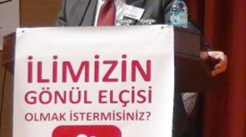 Vali Arslan: Bir G&uuml;l&uuml;mseme, Parayla Yapılamayacak &Ccedil;ok Şeyi Yapabilir