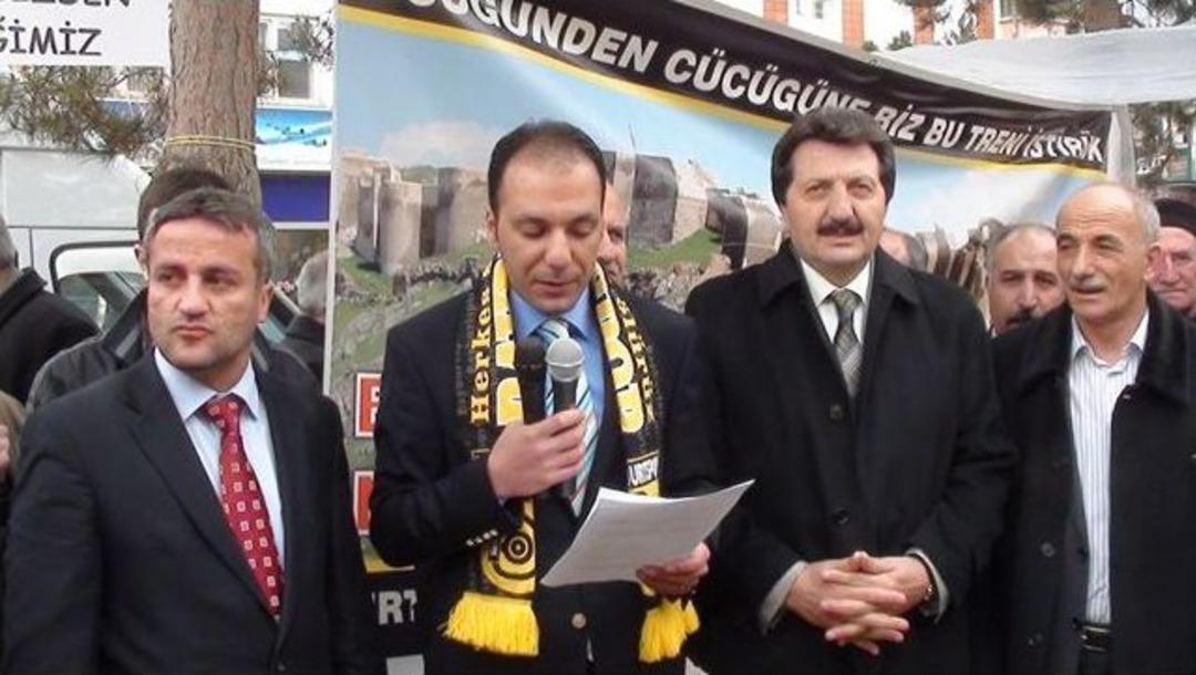 Bayburt Tren İ&ccedil;in, İmza Kampanyası Başlattı