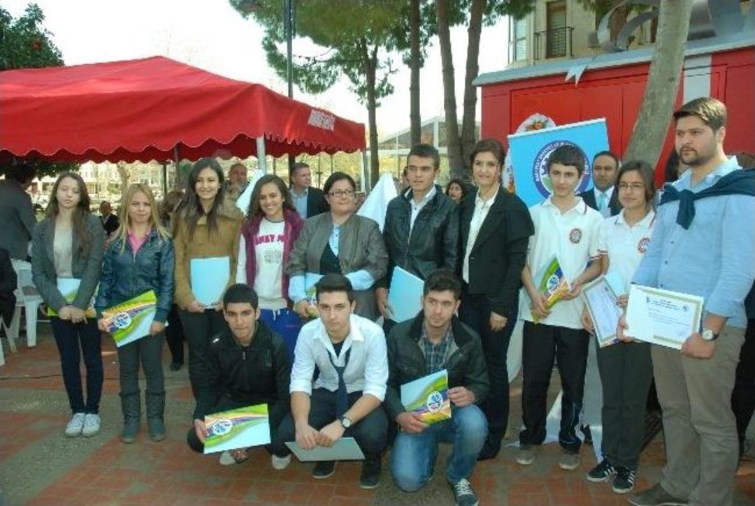 '&ccedil;alışan Kadın' Fotoğraf Yarışması