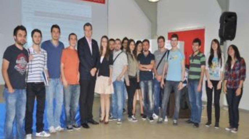 M&uuml;hendislik Fak&uuml;ltesi &Ouml;ğrencileri Sekt&ouml;r Temsilcilerini Ağırlıyor