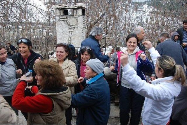 Bahara Davul Zurnalı Karşılama