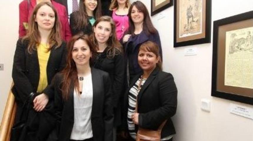 Amerikalı Gen&ccedil; Profesyoneller M&uuml;zeleri Gezdi