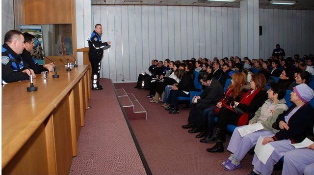 Polis, Tıp Fakültesi Çalışanlarını Güvenlik Zafiyetleri Konusunda Uyardı