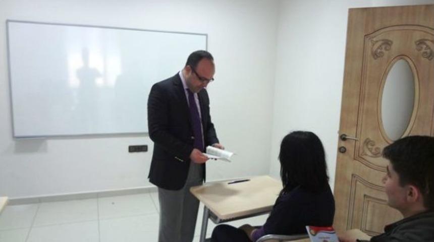 Kızıltepe Kaymakamlığı 60 &Ouml;ğrenciye &Ouml;zel Eğitim Desteği Sağladı