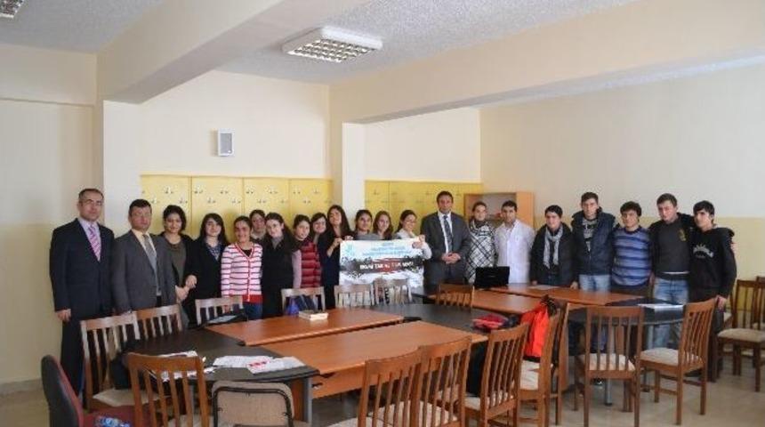 Nurettin Top&ccedil;u Sosyal Bilimler Lisesi&rsquo;nin T&uuml;bitak Başarısı