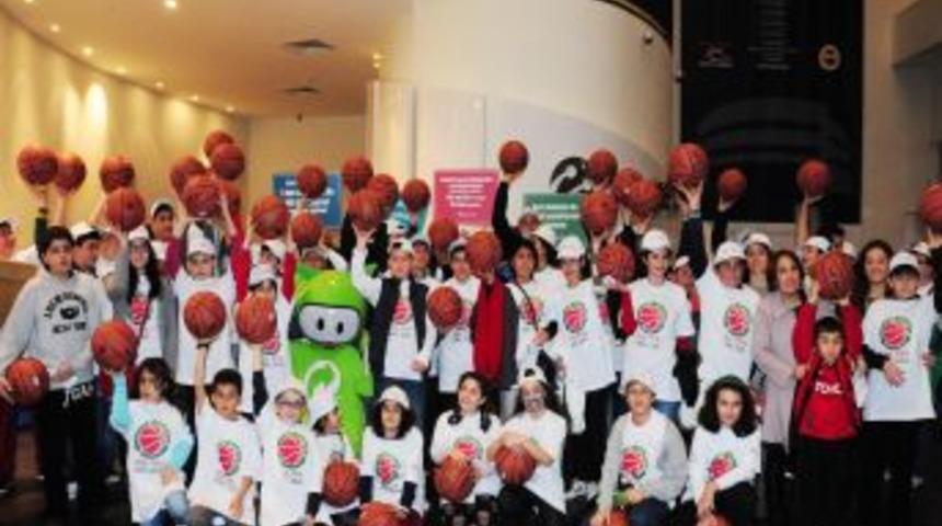 'Yeşil Pota, Temiz Doğa' Projesi Devam Ediyor