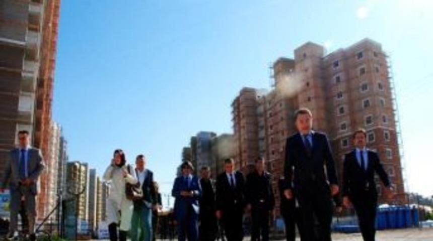 &Ouml;zt&uuml;rk: "kentsel D&ouml;n&uuml;ş&uuml;mde Başarının Şartı Kararlı Olmak"