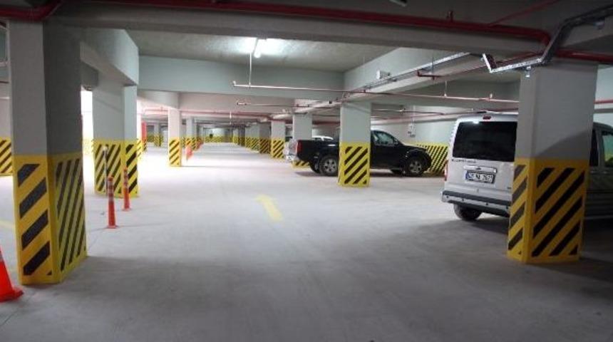 Kent Meydanı Kapalı Otopark Hizmete Girdi