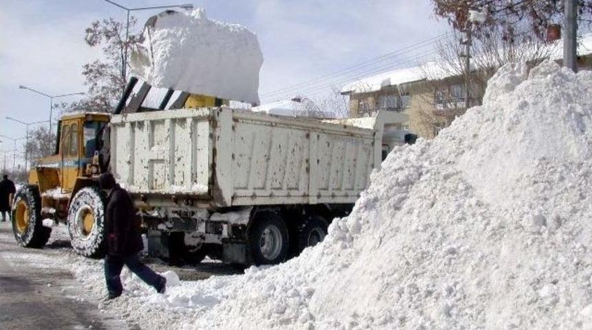 Büyükşehir Belediyesi’nden Kar Seferberliği...