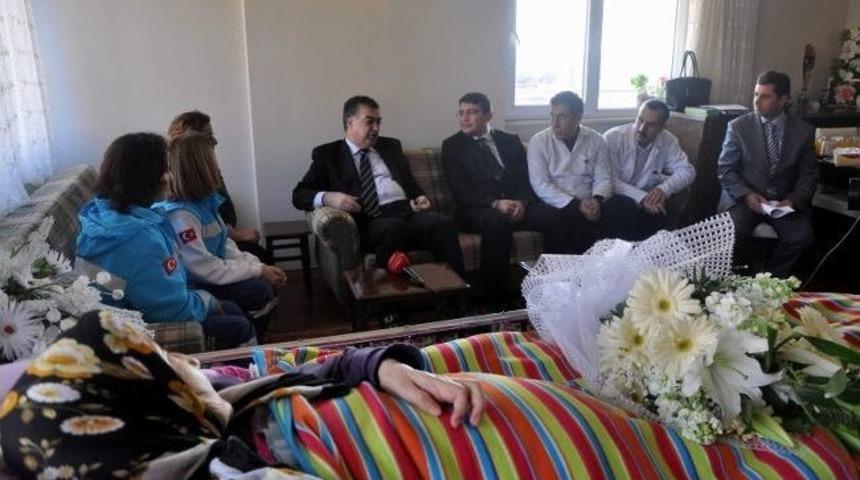 Evda Sağlık Hizmeti Alan Hastaya Vali Morali