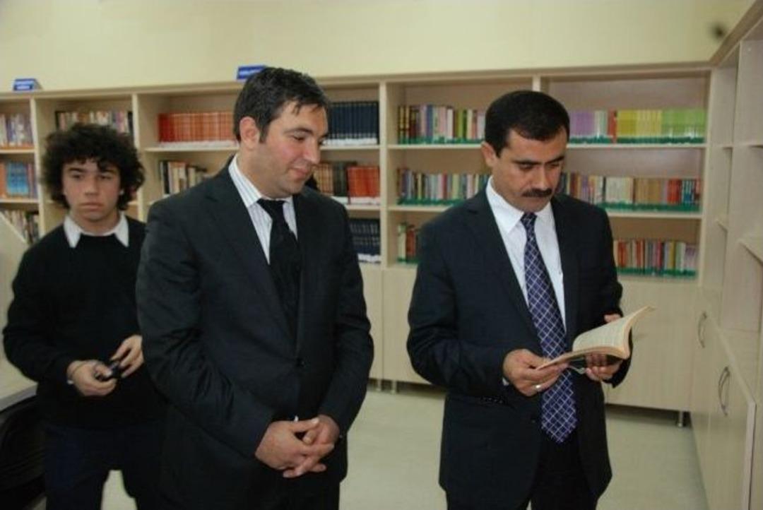 Karak&ouml;pr&uuml; Anadolu Lisesinde K&uuml;t&uuml;phane A&ccedil;ılışı