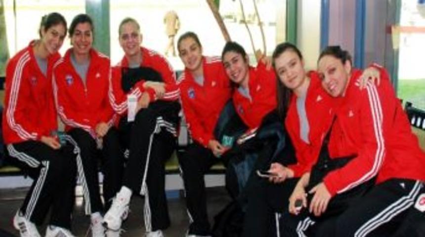 Adana Botaş İstanbul &Uuml;niversitesi&rsquo;ne Konuk Oluyor