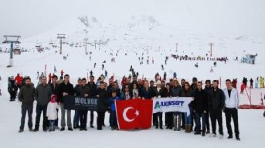 Akınsoft &Ccedil;alışanları Erciyes'i Gezdi