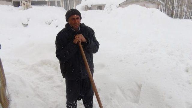 50 Hanelik Köy Kış Aylarında 6 Haneye Düşüyor