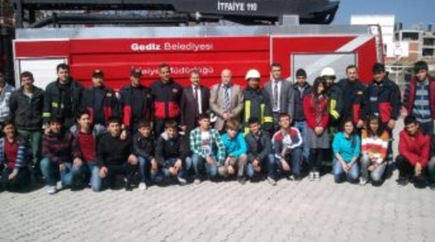 Liseside Deprem Ve Yangın Tatbikatı