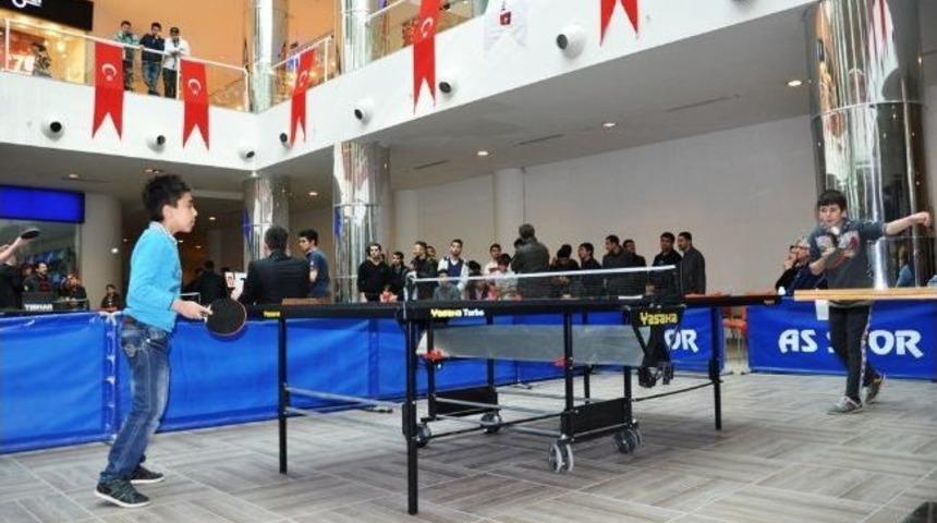 Halk Masa Tenisi İle Buluştu
