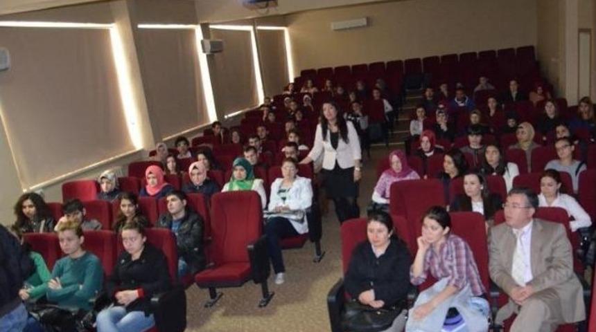 Salihli İşkur, Y&uuml;ksek Okul &Ouml;ğrencilerine Seminer Verdi