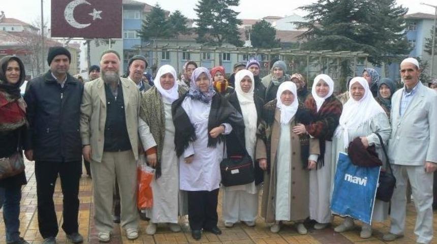 Boz&uuml;y&uuml;k&rsquo;ten 40 Kişilik Umre Kafilesi Kutsal Topraklara Uğurlandı