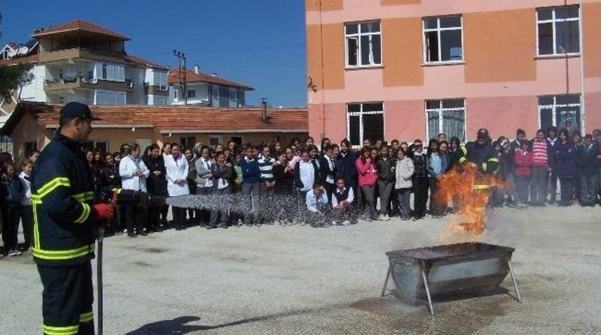 Kız Teknik Ve Meslek Lisesi&rsquo;nde Yangın Tatbikatı Yapıldı