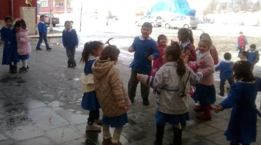 Şiran&rsquo;da &Ouml;ğrenciler Gangam Style İle Teneff&uuml;se &Ccedil;ıkıyor