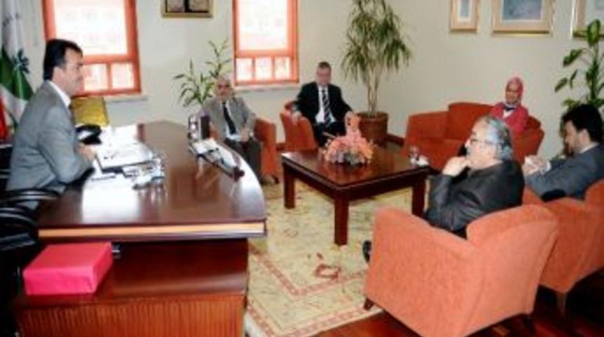 G&uuml;nd&uuml;z&rsquo;den D&uuml;ndar&rsquo;a Veda Ziyareti