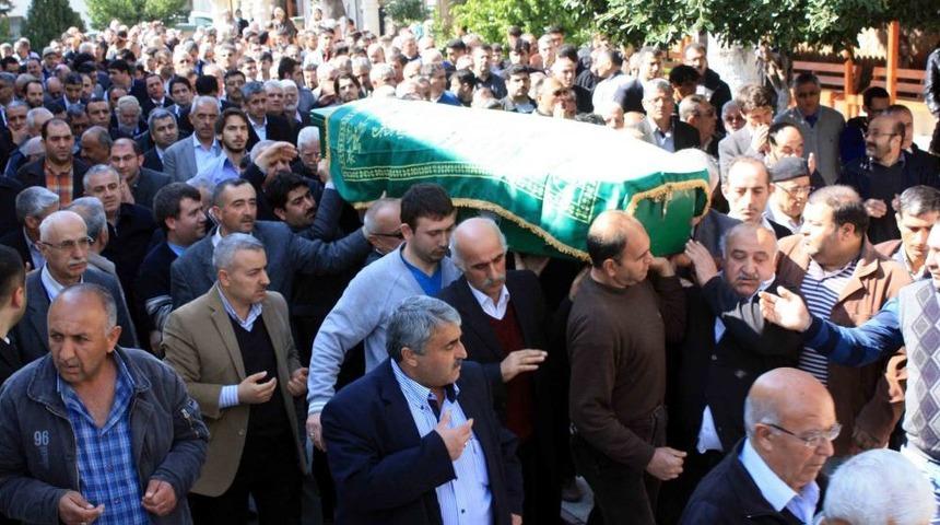 Eğitim G&ouml;n&uuml;ll&uuml;s&uuml; Samurkaş Son Yolculuğuna Uğurlandı