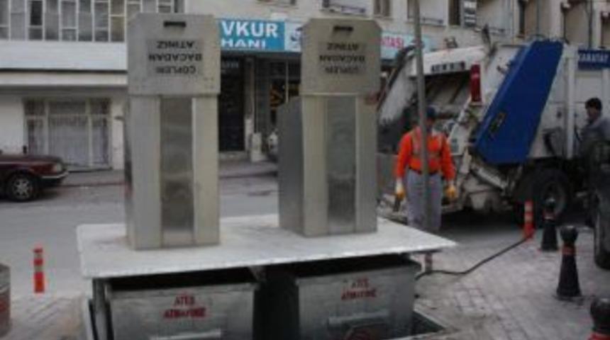 Karatay&rsquo;da Yer Altı &Ccedil;&ouml;p Konteynerleri &Ccedil;oğalıyor