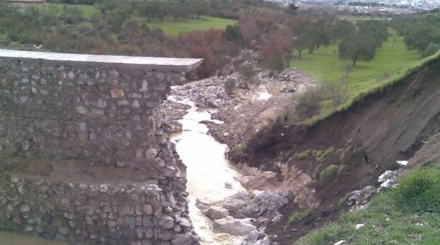 Dsi'nin Soma'da Yaptığı Taşkın &Ouml;nleme Seti Yıkıldı