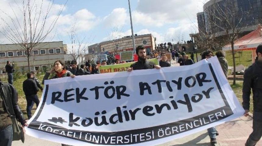 Kocaeli Üniversitesinde Uzaklaştırma Eylemi