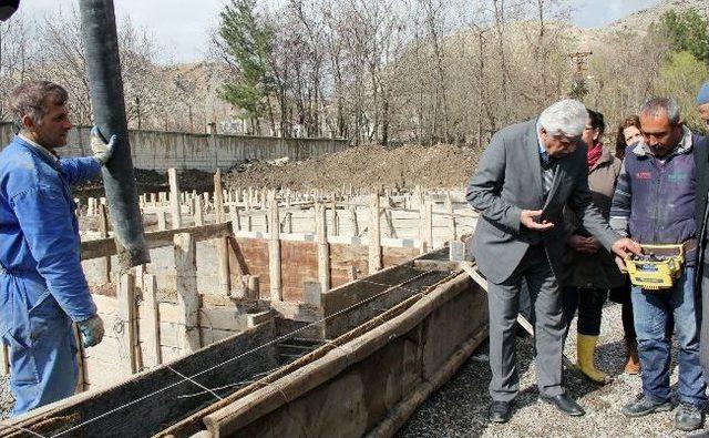 Silvan'da Sosyal Hizmet Binası Temeli Atıldı