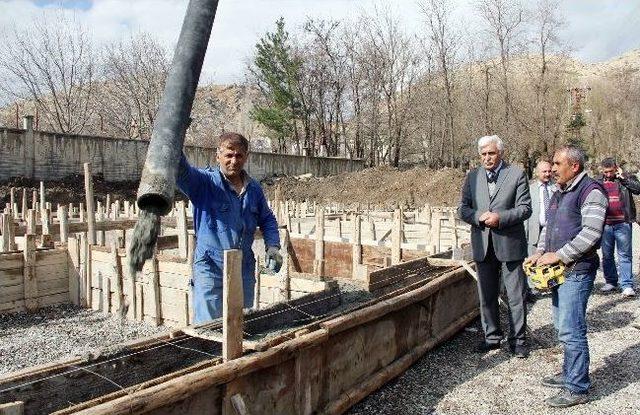 Silvan'da Sosyal Hizmet Binası Temeli Atıldı