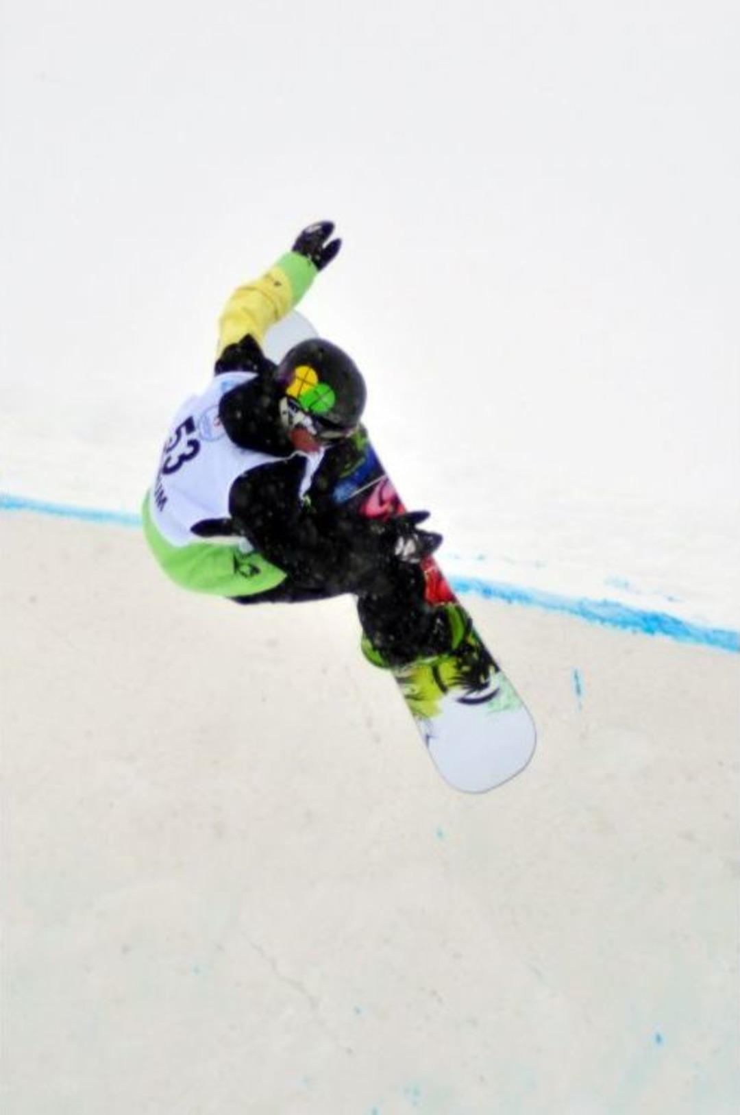 Paland&ouml;ken&rsquo;de Snowboard&ccedil;ıların Idmanı Nefes Kesti